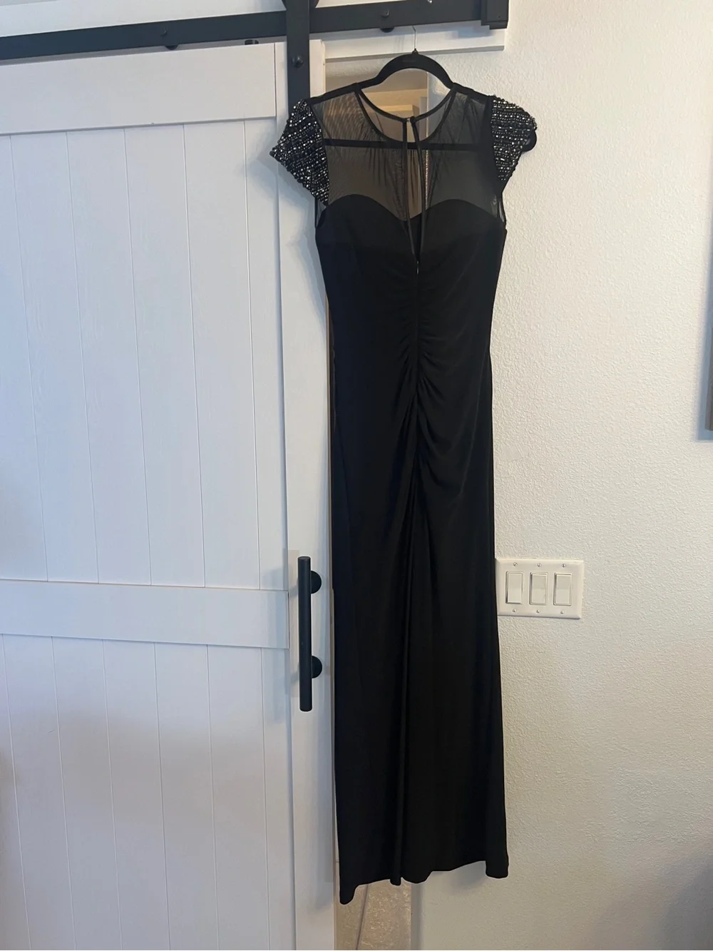 Vince Camuto sophisticated black
